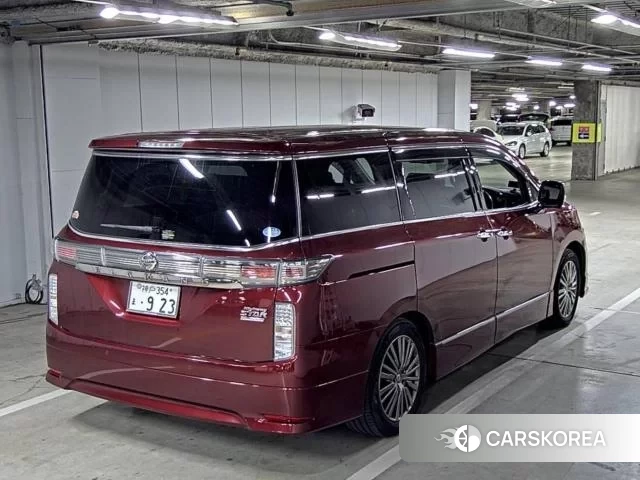 Nissan Elgrand 2021 из Японии, фото 2
