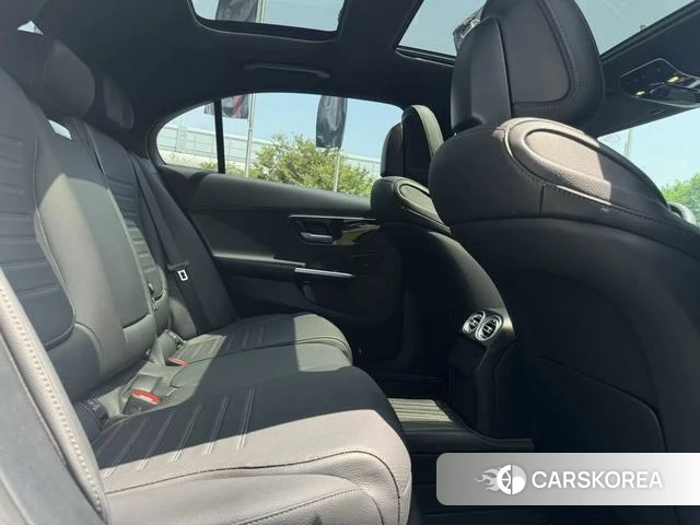 Mercedes-Benz C-class 2023 Белый из Китая, фото 4