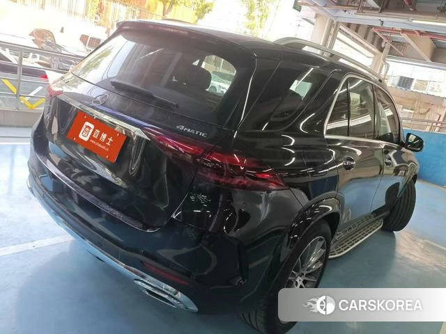 Mercedes-Benz GLE 2025 Черный из Китая, фото 2