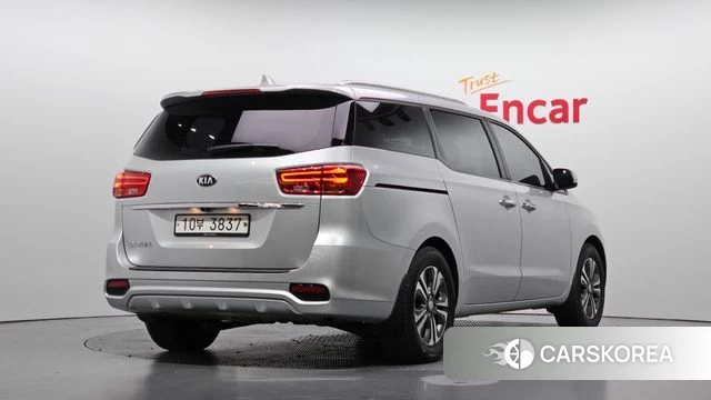 Kia The New Carnival id 4953122 из Кореи 12