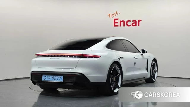 Porsche Taycan id 4959310 из Кореи 12