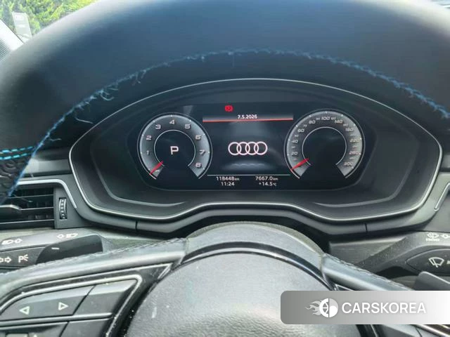 Audi A4L 2021 Темно-серый из Китая, фото 3