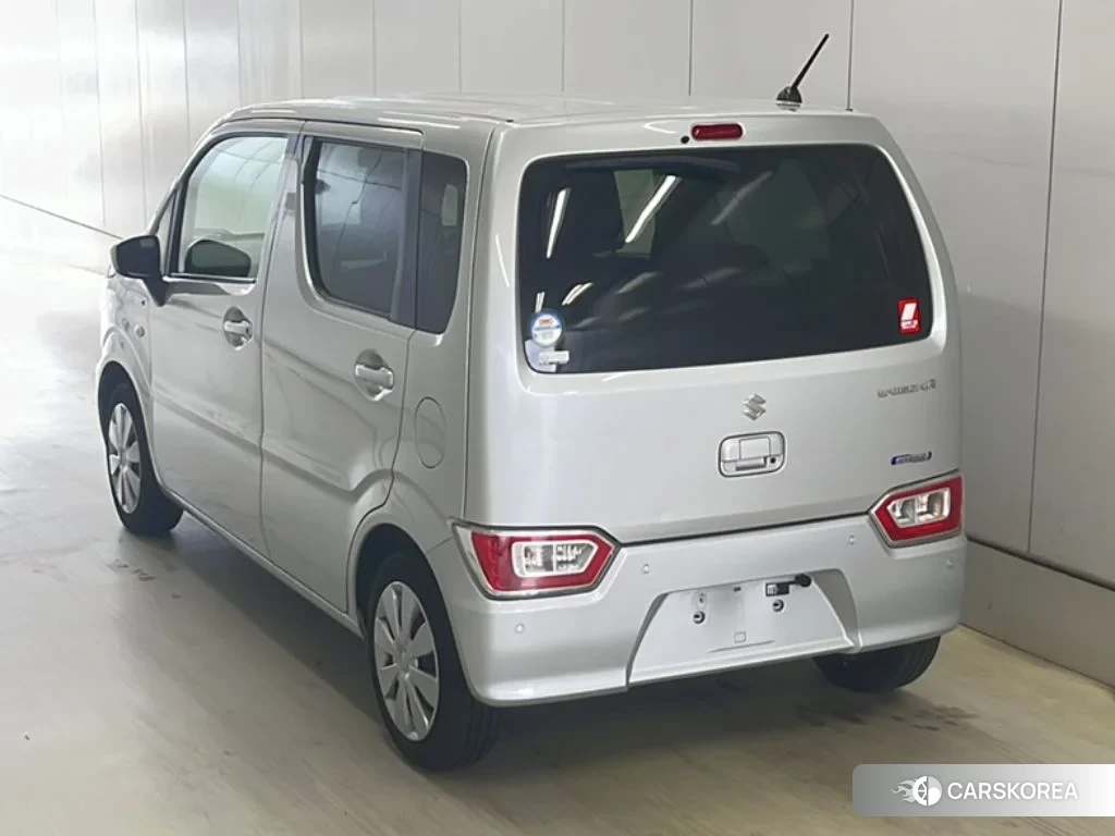 Suzuki Wagon R 2023 из Японии, фото 2