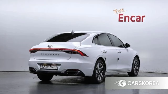 Hyundai The New Grandeur IG Hybrid id 4959801 из Кореи 12