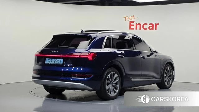 Audi e-Tron id 4936402 из Кореи 12