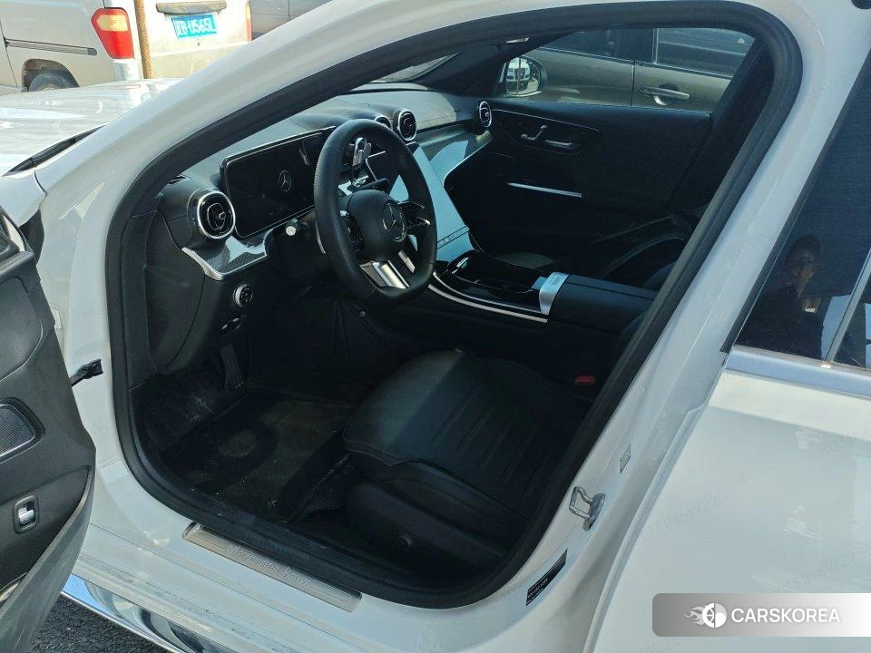 Mercedes-Benz C-class 2023 Белый из Китая, фото 2