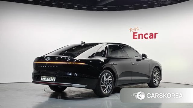 Hyundai Grandeur Hybrid (GN7) id 5046405 из Кореи 12