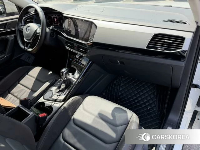Volkswagen Tayron 2022 Белый из Китая, фото 3