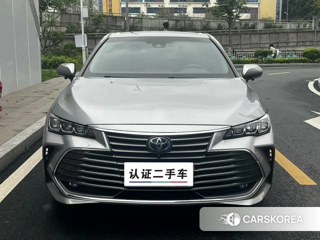 Toyota Avalon 2021 Серебристо-серый из Китая, фото 2