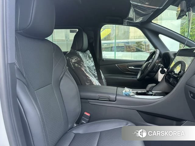 Toyota Alphard 2025 Белый из Китая, фото 6