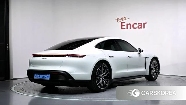 Porsche Taycan id 4985678 из Кореи 12