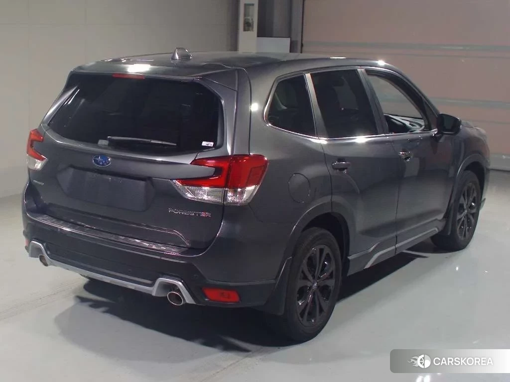 Subaru Forester 2021 из Японии, фото 2