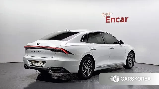 Hyundai The New Grandeur IG id 3747801 из Кореи 12
