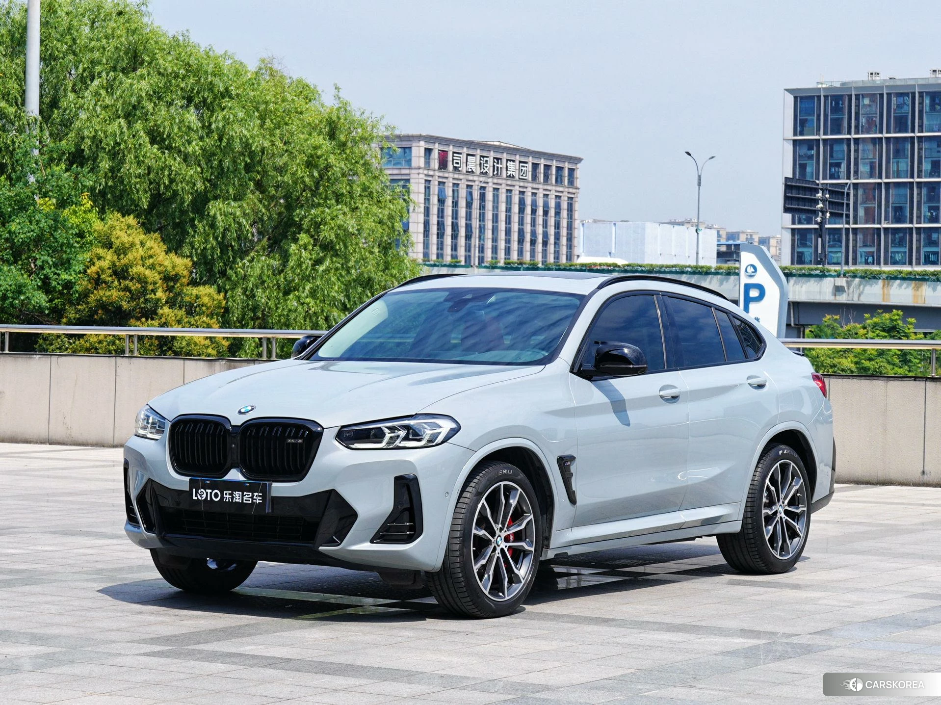 BMW X4 2021 Серебристо-серый из Китая, фото 5