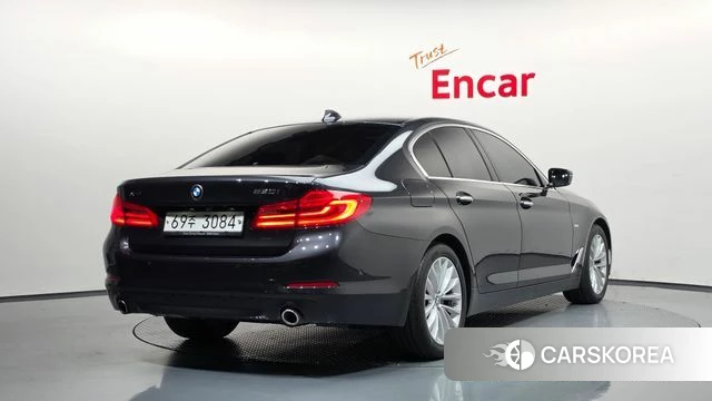 BMW 5 Series (G30) id 5018806 из Кореи 12