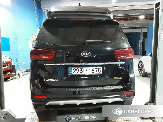 Kia The New Carnival 2019 Черный из Кореи, фото 2