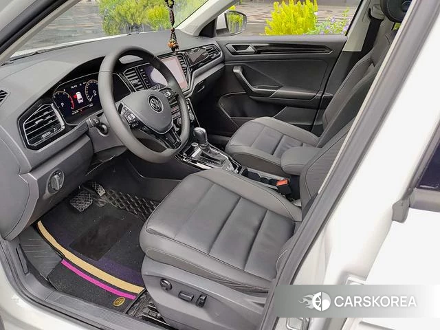 Volkswagen T-Roc 2021 Белый из Китая, фото 2