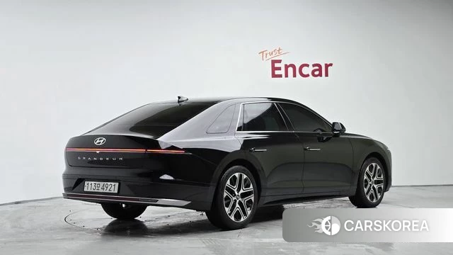 Hyundai Grandeur (GN7) id 5016401 из Кореи 12