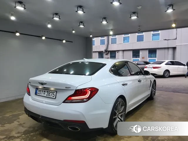 Genesis G70 id 3677456 из Кореи 12