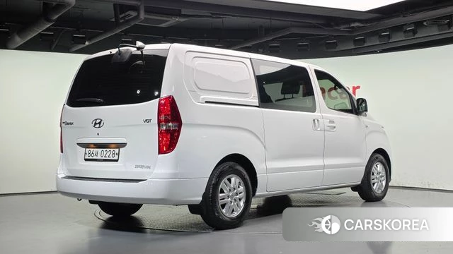 Hyundai The New Grand Starex id 5018485 из Кореи 12