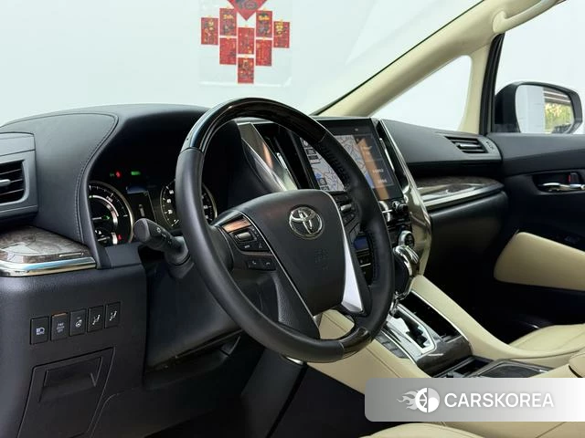 Toyota Alphard 2021 Белый из Китая, фото 3