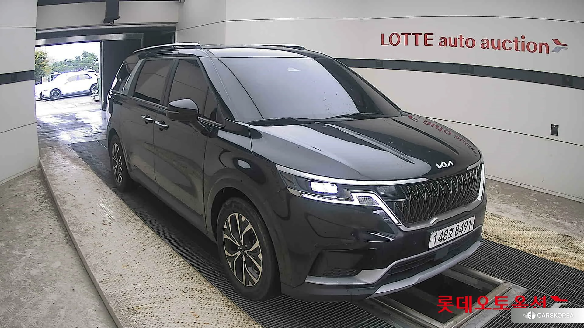 Kia Carnival id 4984636 из Кореи 12