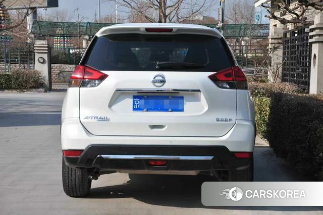 Nissan X-Trail 2023 Белый из Китая, фото 6