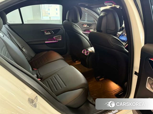 Mercedes-Benz C-class 2025 Белый из Китая, фото 2