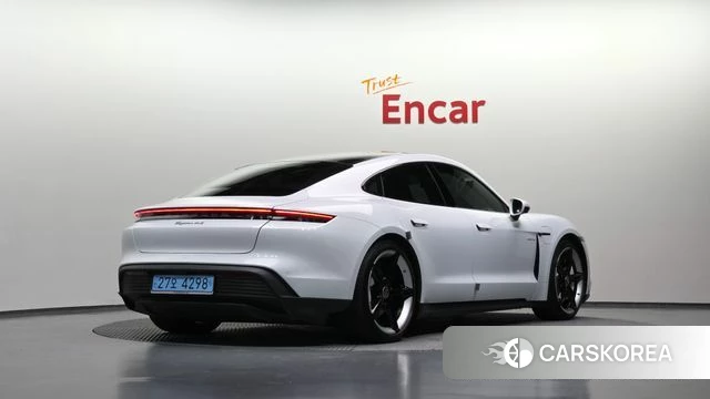 Porsche Taycan id 4691705 из Кореи 12