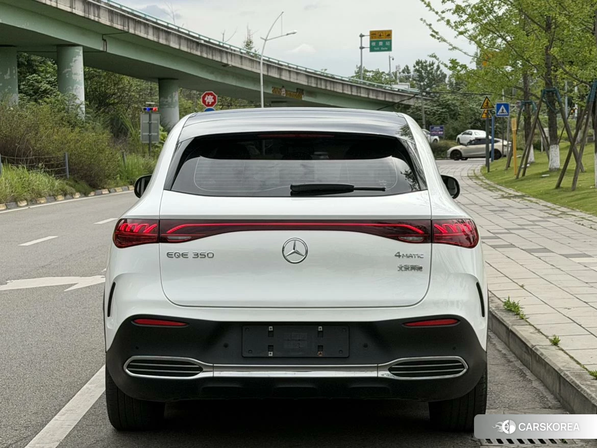 Mercedes-Benz EQE 2023 Белый из Китая, фото 2
