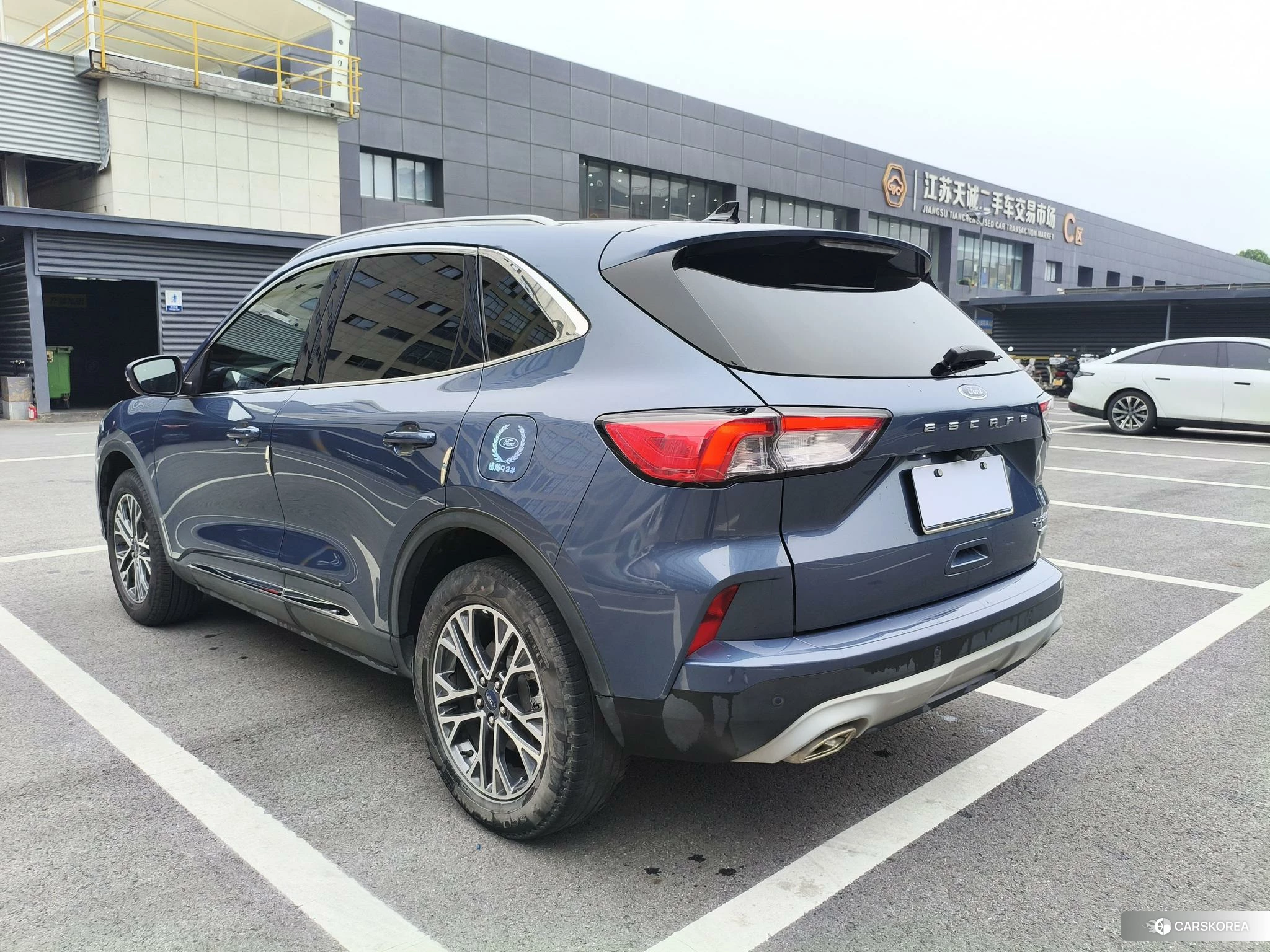 Ford Escape 2020 Синий из Китая, фото 3