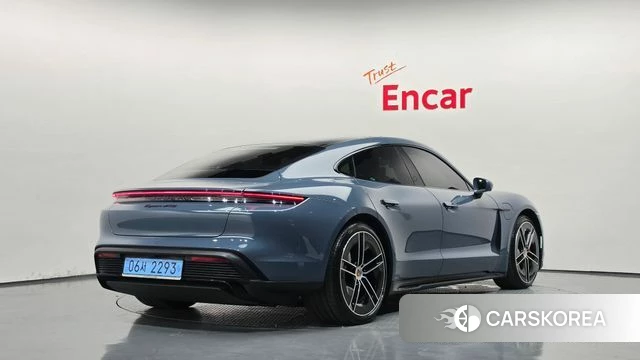 Porsche Taycan id 4980176 из Кореи 12