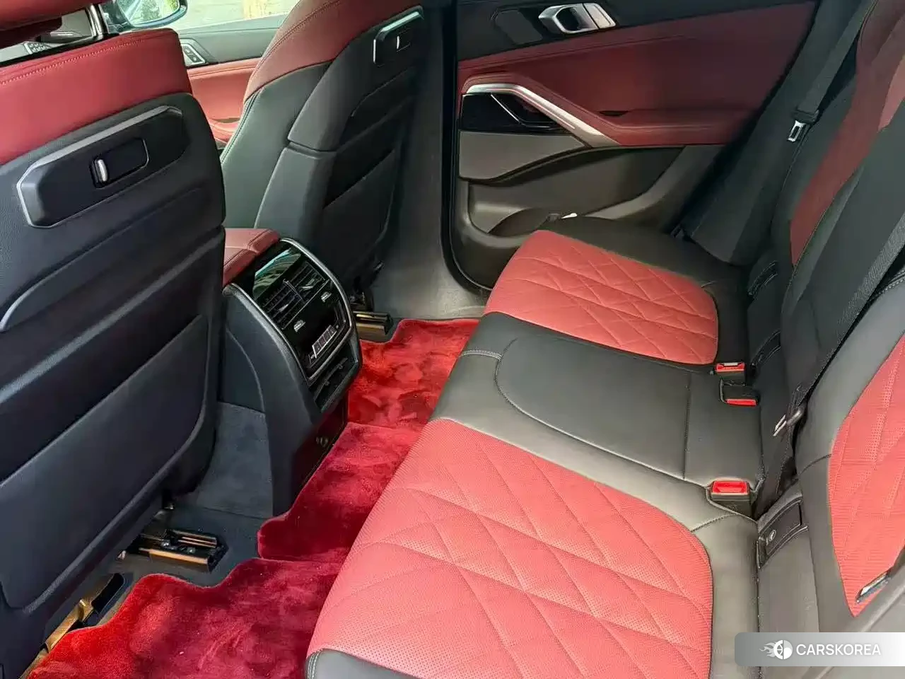 BMW X6 2024 Silver/gray из Китая, фото 2