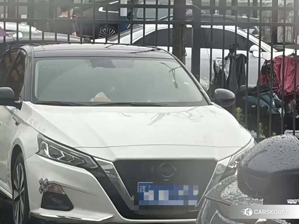 Nissan Altima 2021 Белый из Китая, фото 2