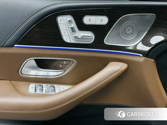 Mercedes-Benz GLE 2023 Черный из Китая, фото 6