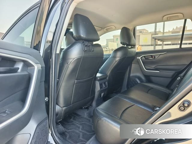 Toyota RAV4 2022 Черный из Китая, фото 6