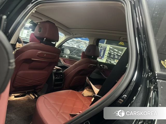 BMW X5 2025 Черный из Китая, фото 4