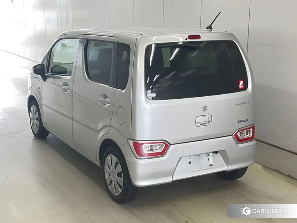 Suzuki Wagon R 2023 из Японии, фото 2