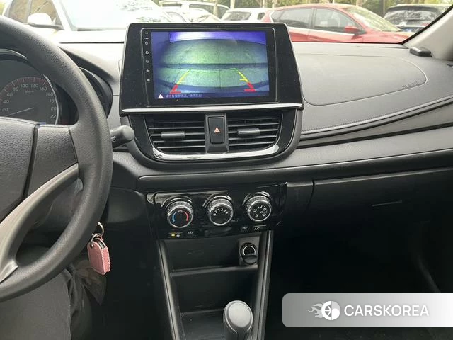 Toyota Vios 2021 Белый из Китая, фото 2
