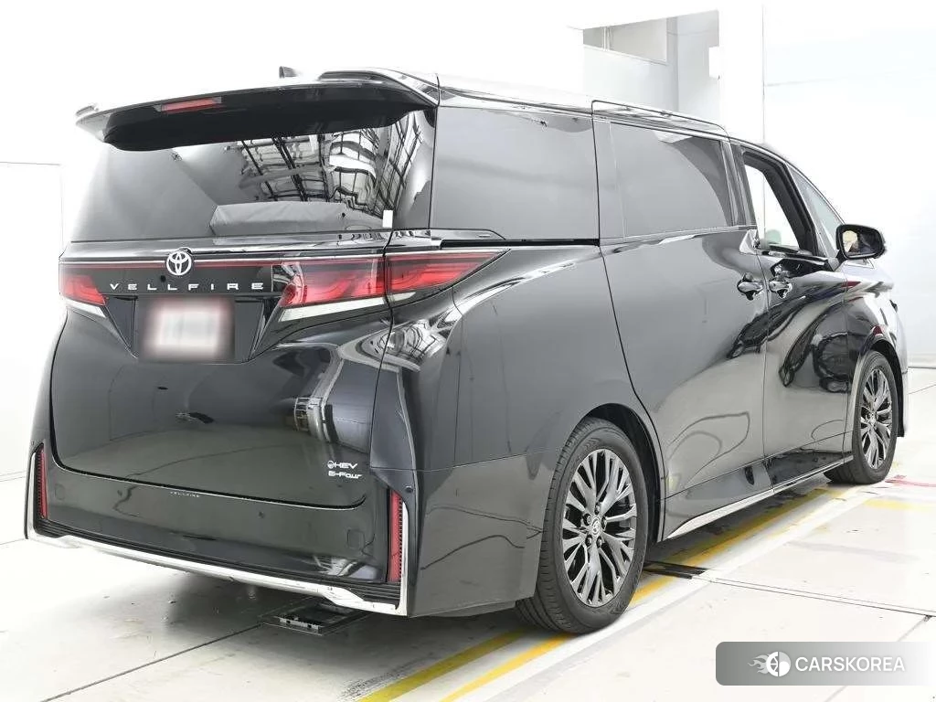 Toyota Vellfire 2023 из Японии, фото 2