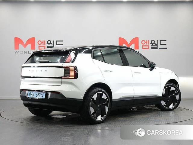 Volvo EX30 id 4928078 из Кореи 11