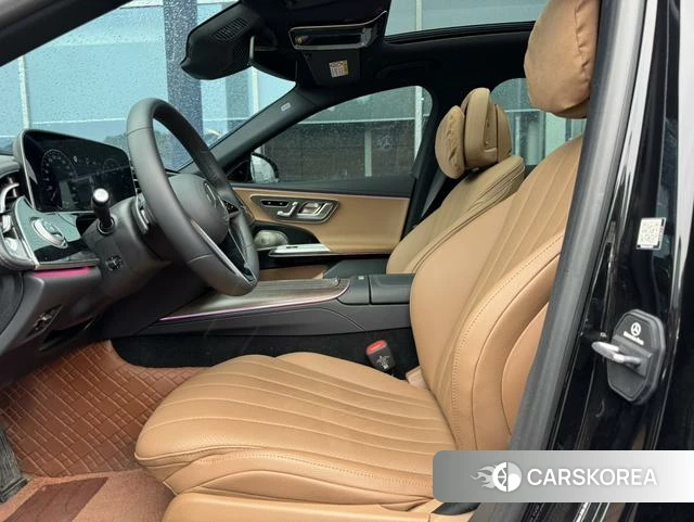 Mercedes-Benz E-Class 2025 Черный из Китая, фото 4