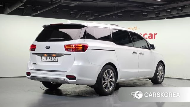 Kia The New Carnival id 5035610 из Кореи 12