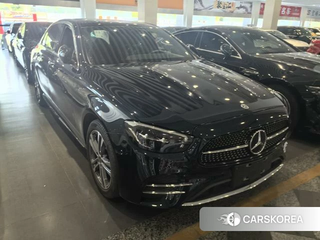 Mercedes-Benz E-Class 2023 Зеленый из Китая, фото 2