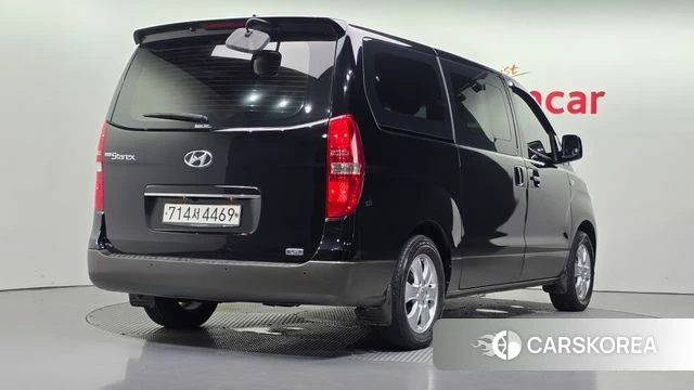 Hyundai The New Grand Starex id 4683908 из Кореи 12