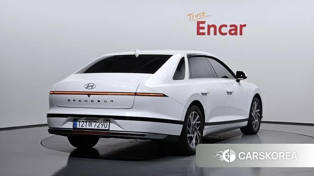 Hyundai Grandeur (GN7) id 4469086 из Кореи 12