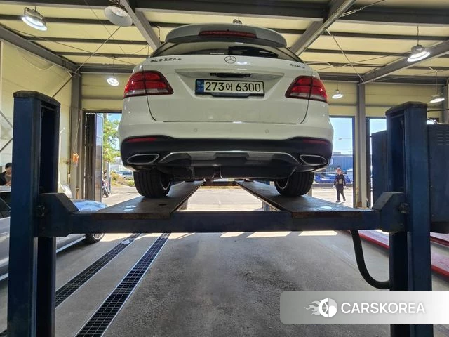 Mercedes-Benz GLE - Class W166 2018 Белый из Кореи, фото 2
