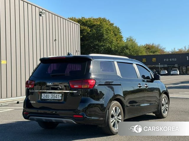 Kia The New Carnival id 4993525 из Кореи 12