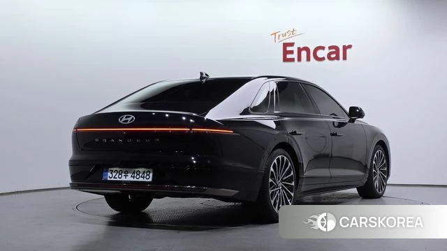 Hyundai Grandeur (GN7) id 4984939 из Кореи 12
