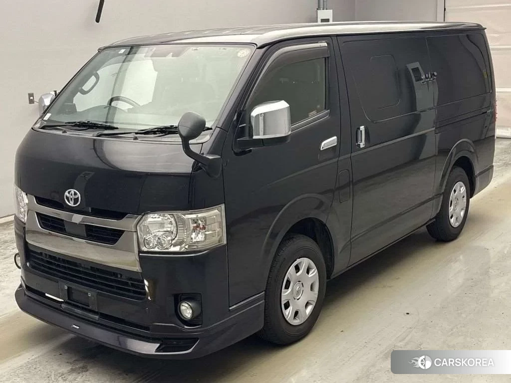 Toyota HiAce Van 2021 из Японии, фото 2